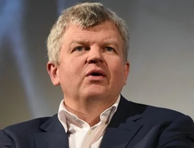 «Δεν είχα συνειδητοποιήσει πόσο έπινα» δηλώνει γνωστός παρουσιαστής (βίντεο)